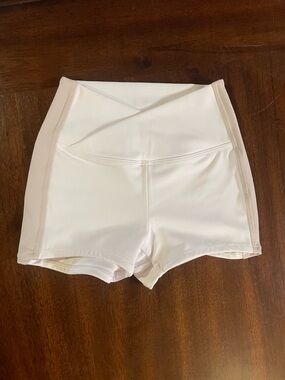 Tiger Friday A-List Shorties in Alabaster